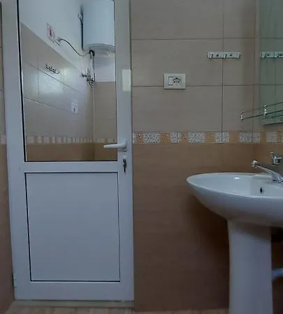 Forest Pensión Berat